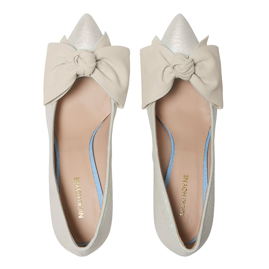 Bow Pump Heel - Pearlescent Ivory