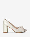 Bow Pump Heel - Pearlescent Ivory