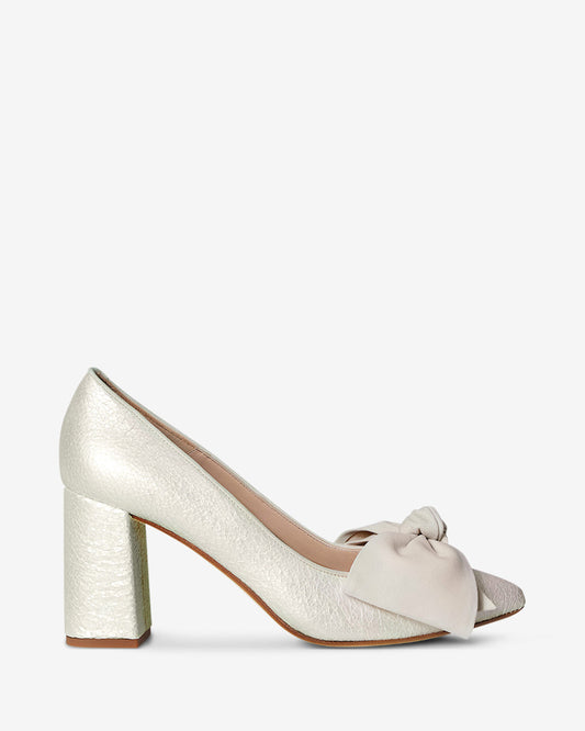Bow Pump Heel - Pearlescent Ivory