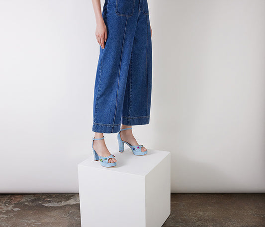The Moment Platform - Blue