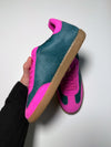 ReSELL - Sporty Trainer Sample - Green Hair/Pink 38