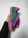 ReSELL - Sporty Trainer Sample - Green Hair/Pink 38